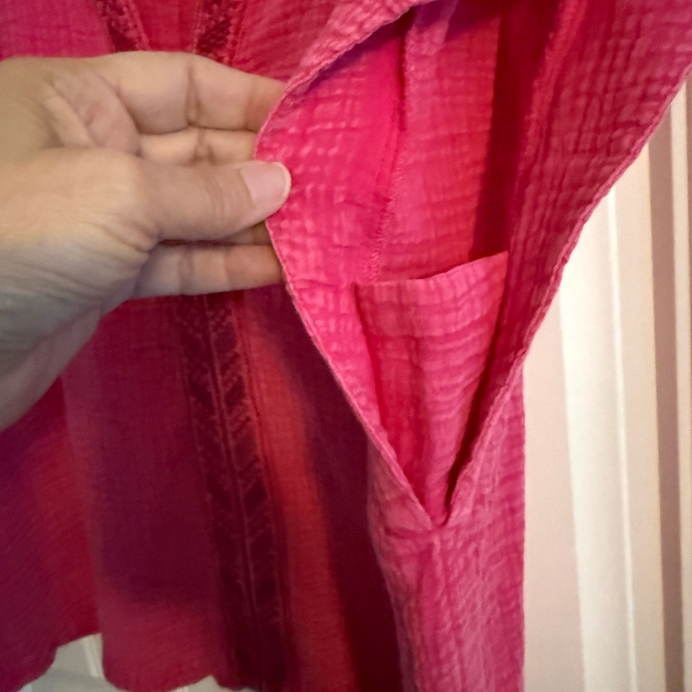 Faherty Dream Pink Embroidered Split-Neck Top Gau… - image 5